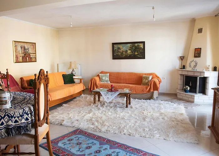 Quiet Apartment Close To The Center Of Trikala