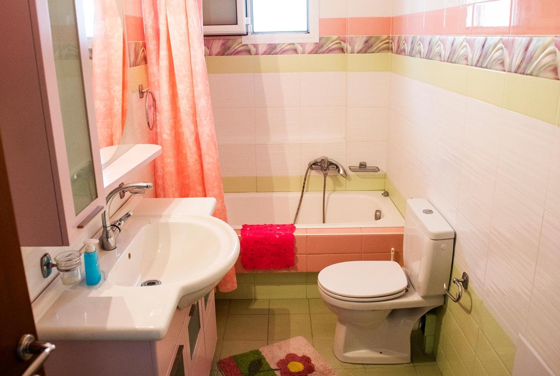 Apartment Quiet Close To The Center Of